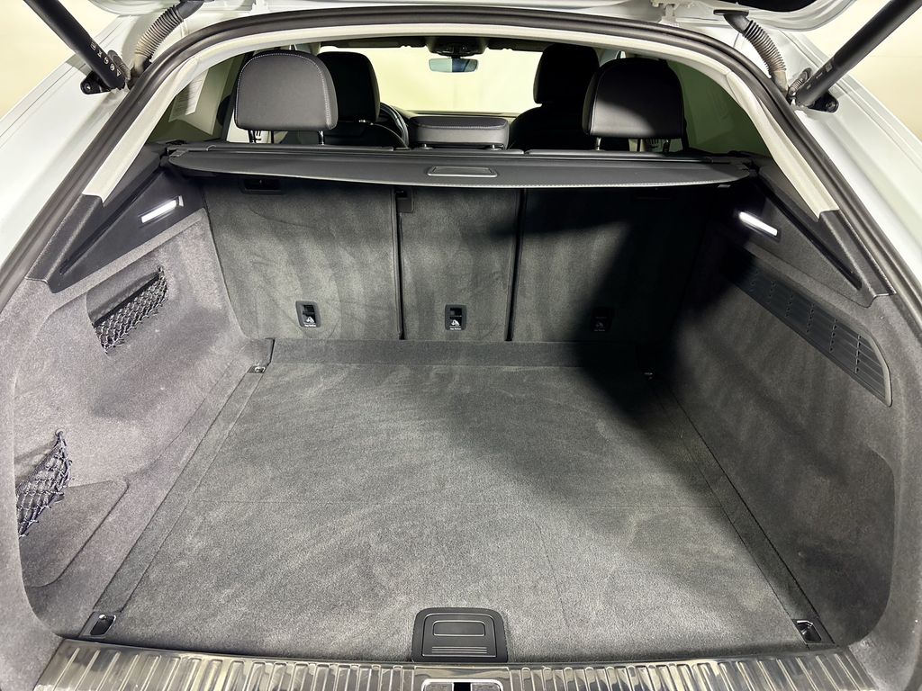 2023 Audi Q8 55 Premium