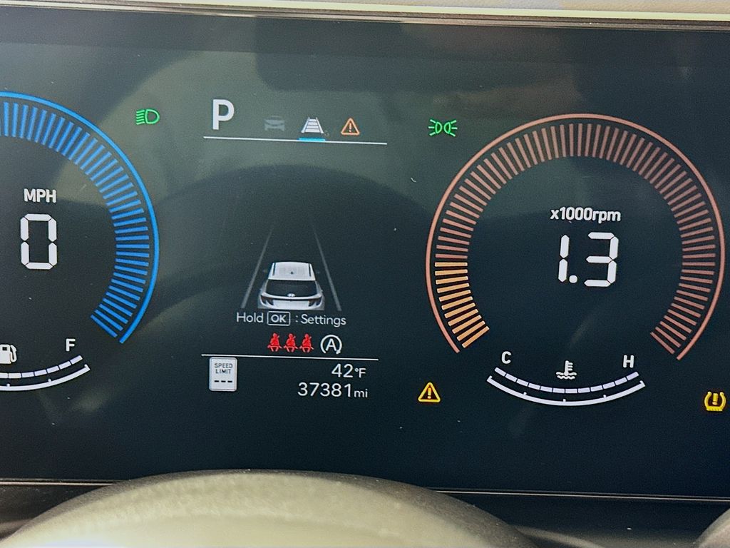 Thumbnail: 2025 Hyundai Tucson - 12