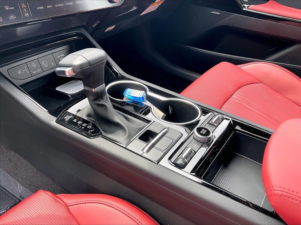 2026 Kia K5 — photo 13