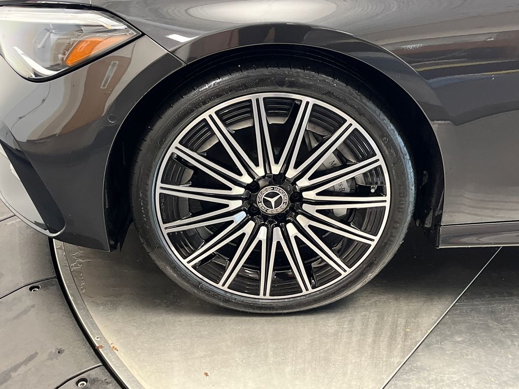 2025 Mercedes-Benz CLE 450 10