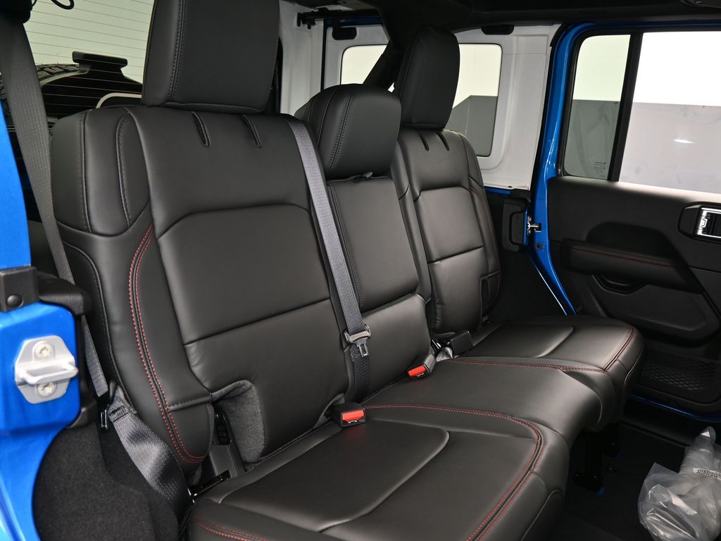 New 2026 Hydro Blue Pearl Coat Jeep Rubicon X image 36