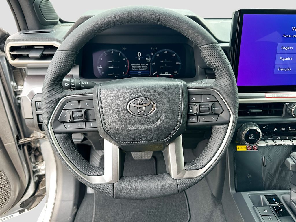 2025 Toyota Tacoma TRD Off-Road 10