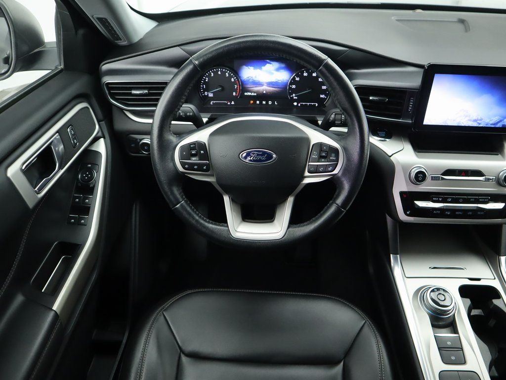 Thumbnail: 2022 Ford Explorer - 10