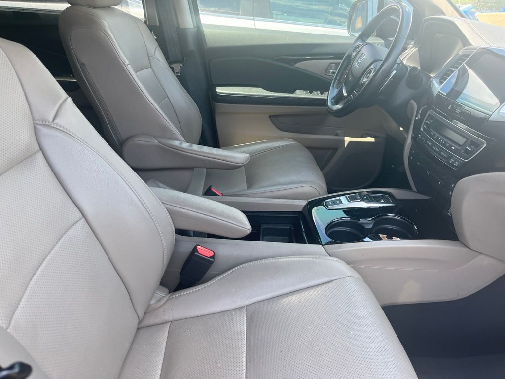 car-gallery-4