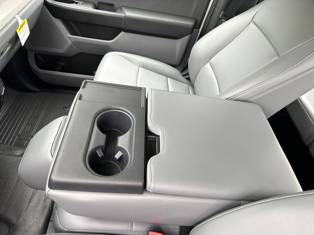 New 2025 Ford Super Duty F-250 Crew Cab 8' Box XL