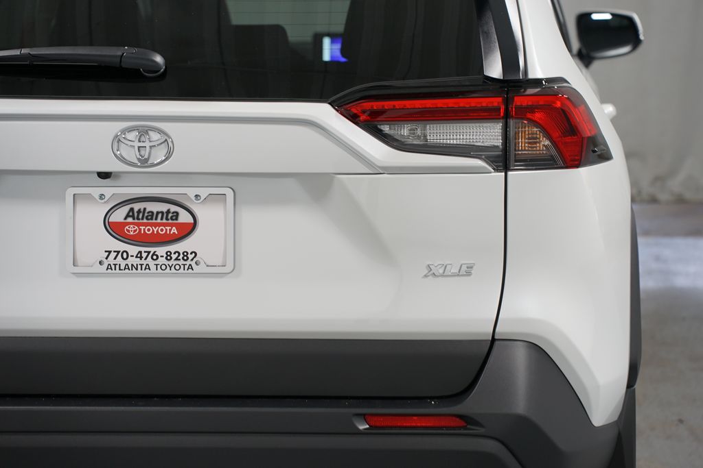 Thumbnail: 2025 Toyota RAV4 - 10