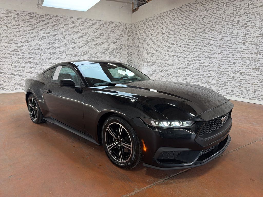 2024 Ford Mustang EcoBoost Fastback RWD