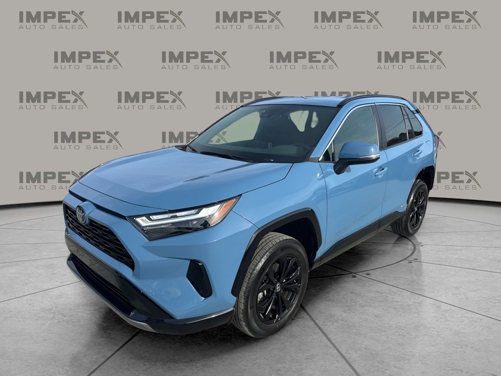 2024 Toyota RAV4 Hybrid SE's photo