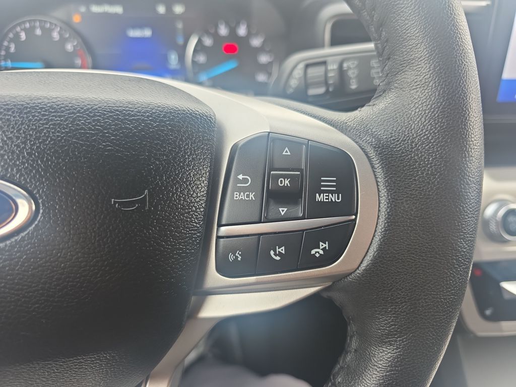 Certified Used 2024 Blue Ford XLT image 28