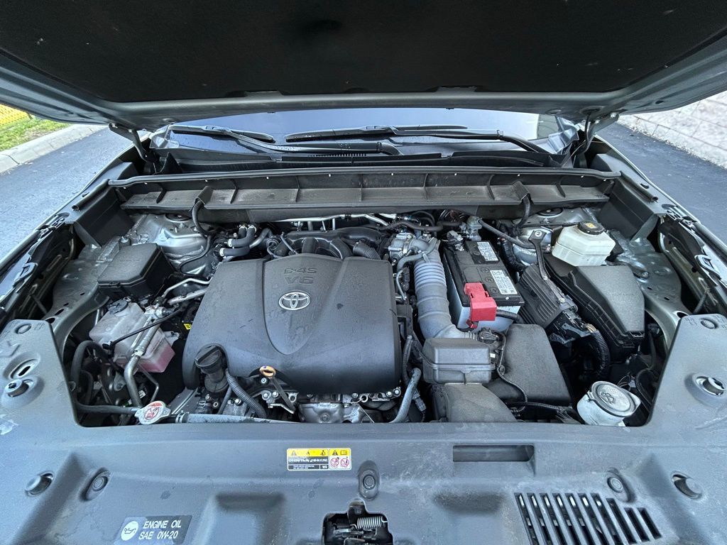 2022 Toyota Highlander XLE 11