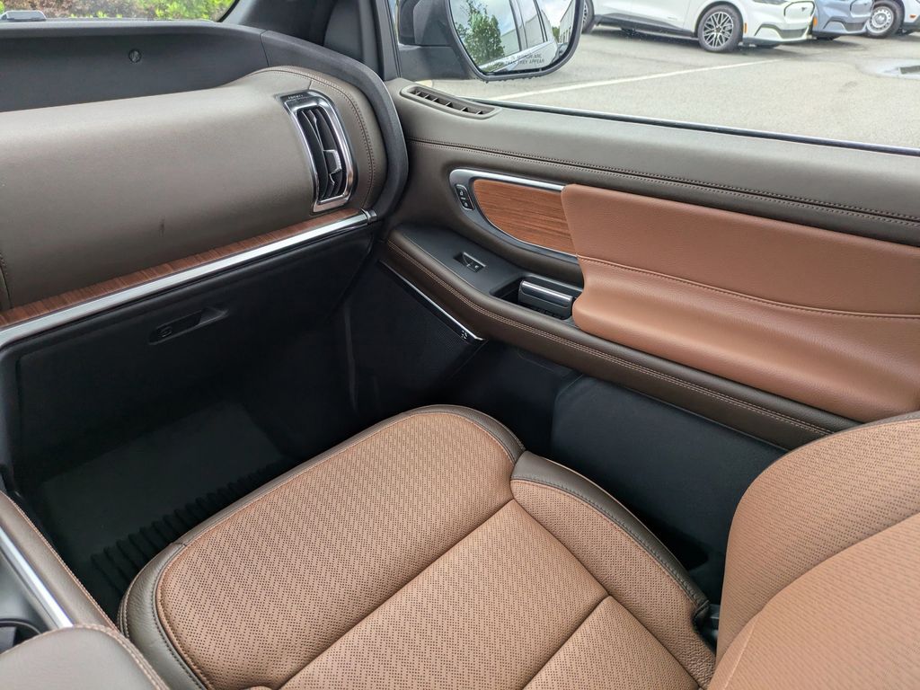 2026 Ford Expedition King Ranch