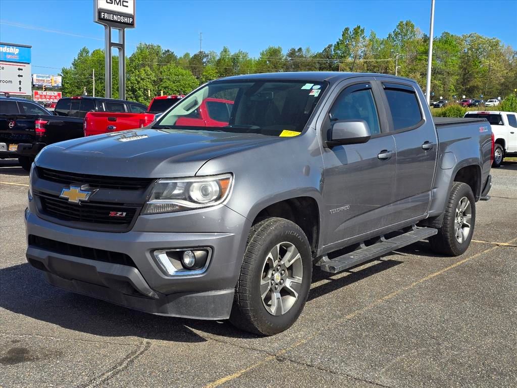 Gray (Satin Steel Metallic) 2019 Chevrolet Colorado Z71 Crew Cab 4WD Pickup Truck Four-Wheel Drive 8-Speed Automatic