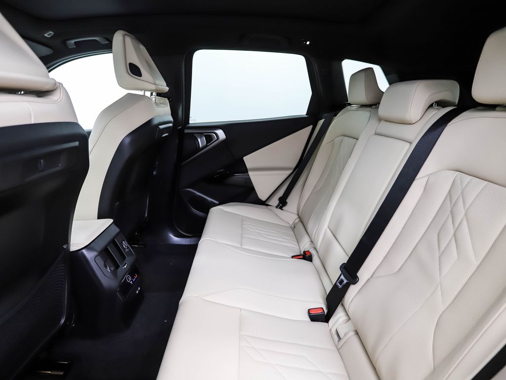 Thumbnail: 2026 BMW X3 - 22