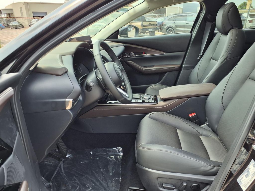 2025 Mazda CX-30 2.5 Turbo Premium Package - 4