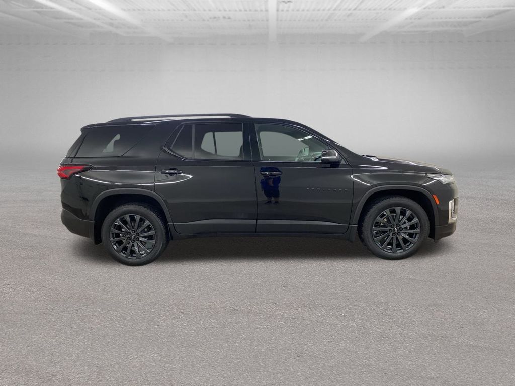 2023 Chevrolet Traverse RS photo