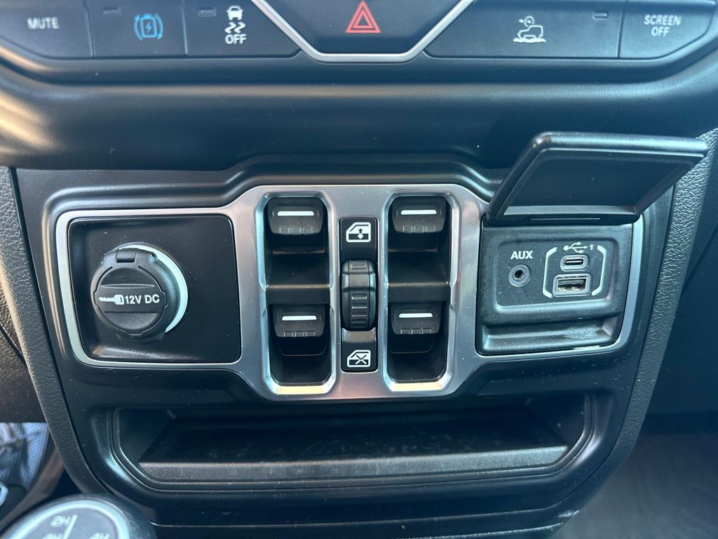 Used 2023 Jeep Wrangler SUV