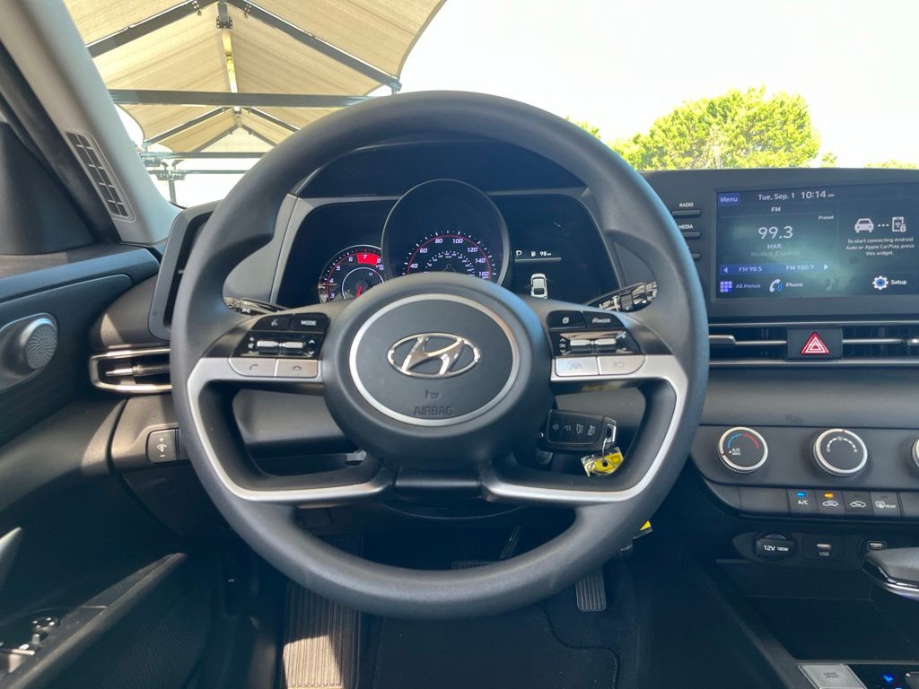 Thumbnail: 2023 Hyundai Elantra - 12