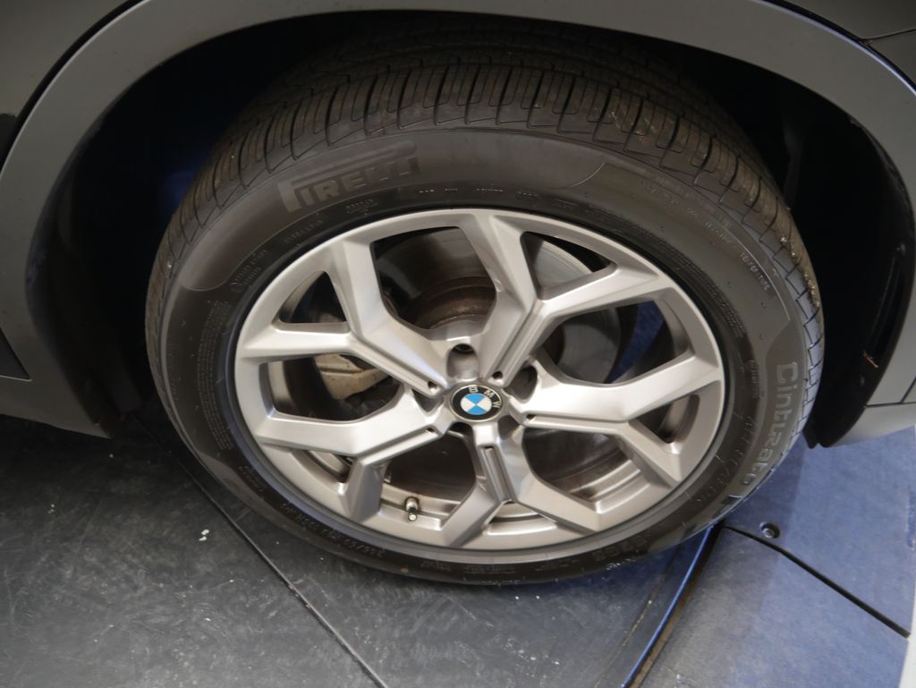 Thumbnail: 2023 BMW X3 - 13