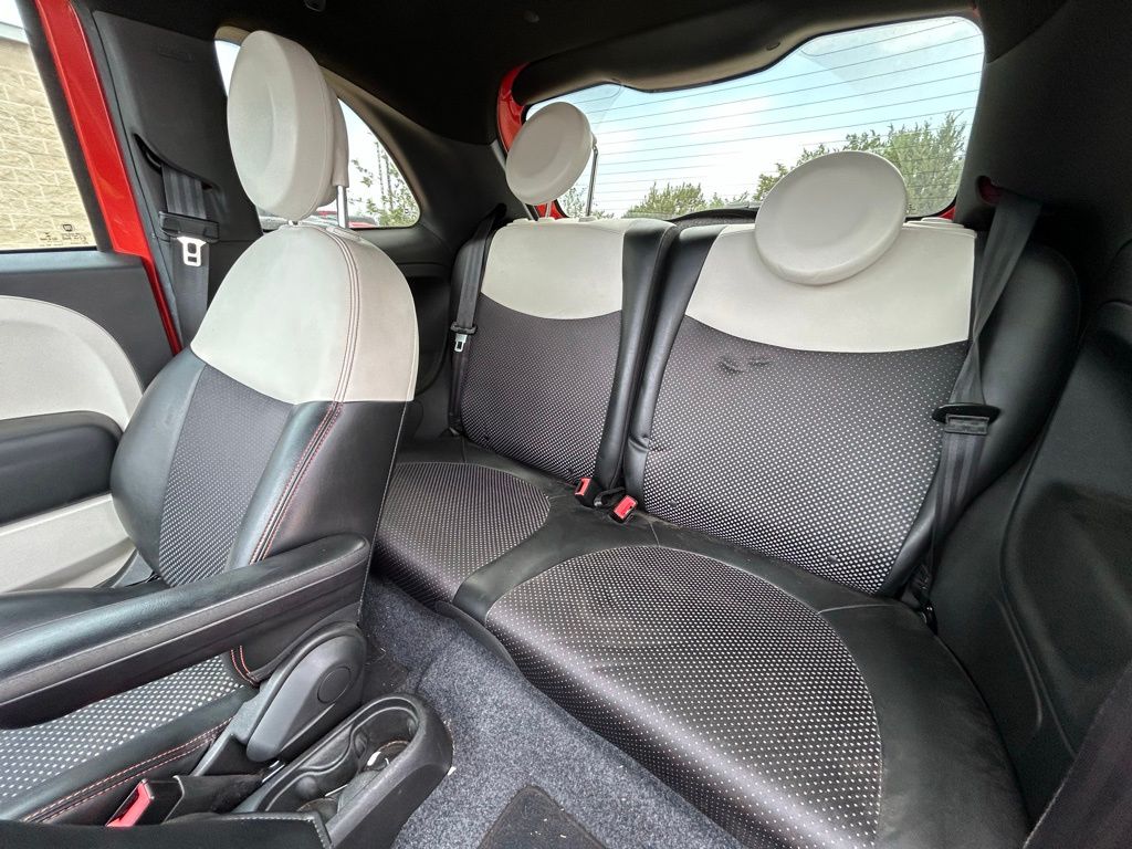 2017 Fiat 500e  7