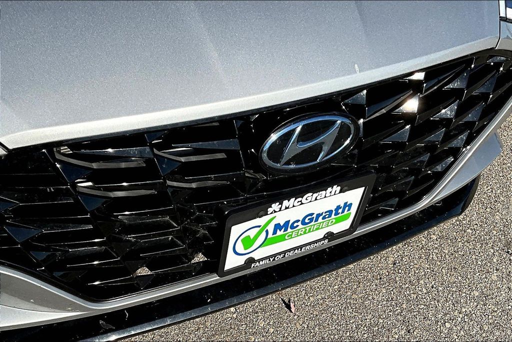 Certified Used 2020 Silver Hyundai SEL Plus image 26