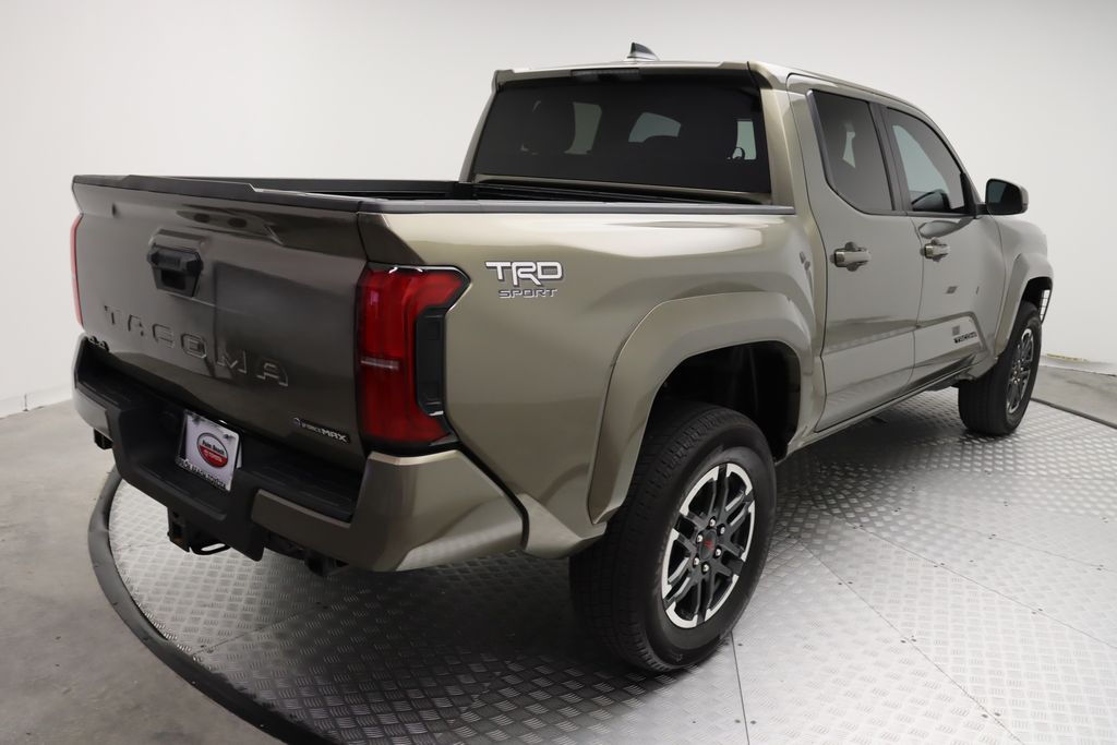 Thumbnail: 2024 Toyota Tacoma - 8