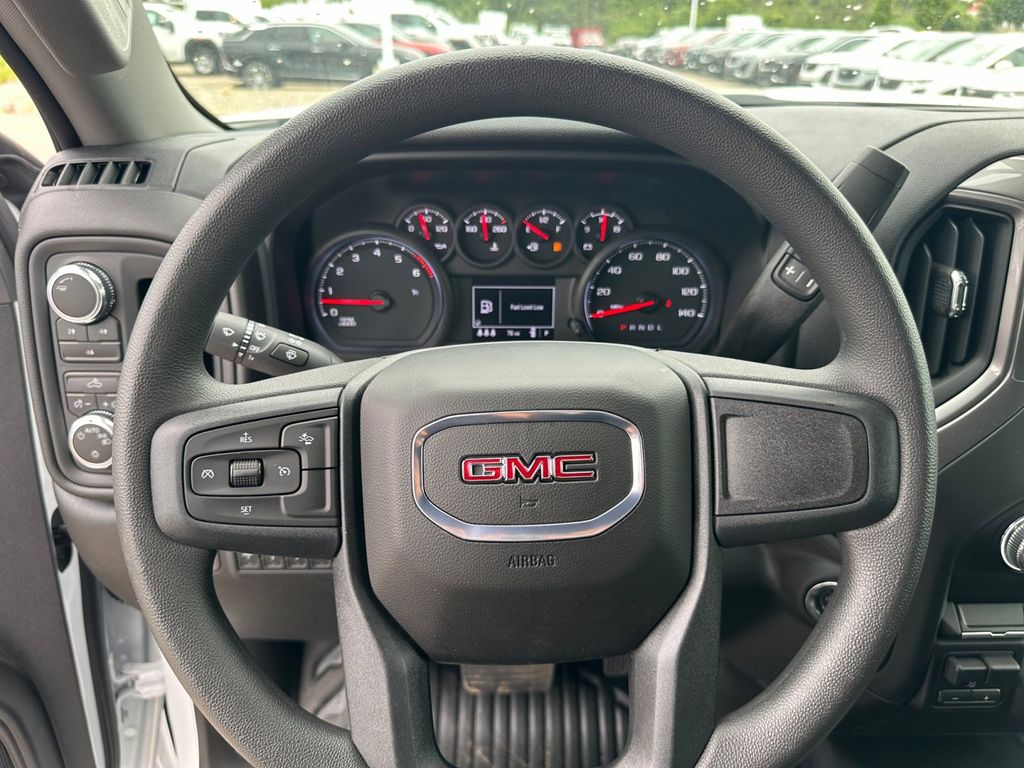 2024 GMC Sierra 2500HD Pro 13