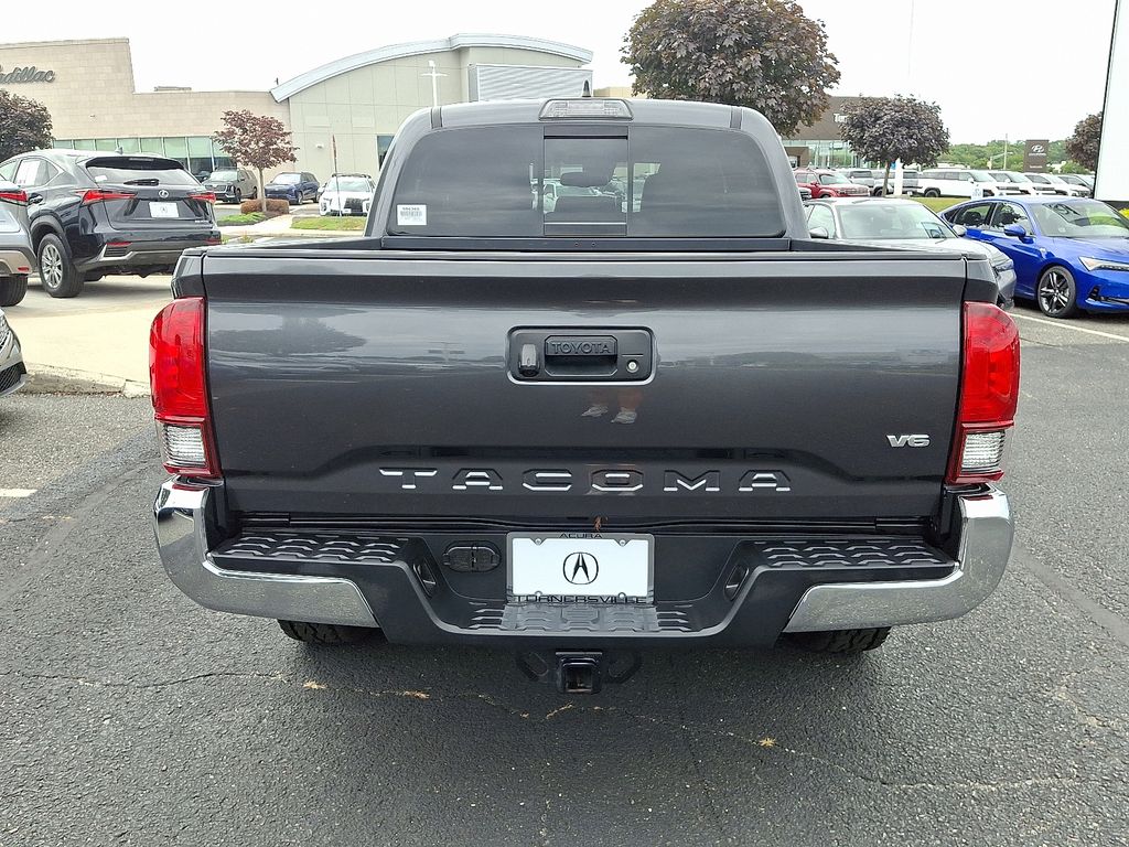 Thumbnail: 2019 Toyota Tacoma - 5