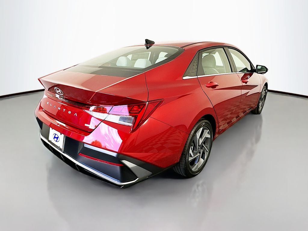 Thumbnail: 2025 Hyundai Elantra - 5