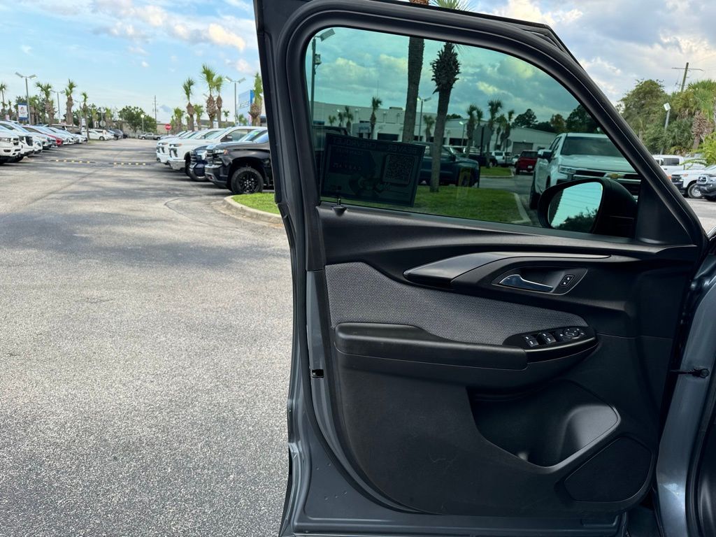 2021 Chevrolet TrailBlazer LS 66