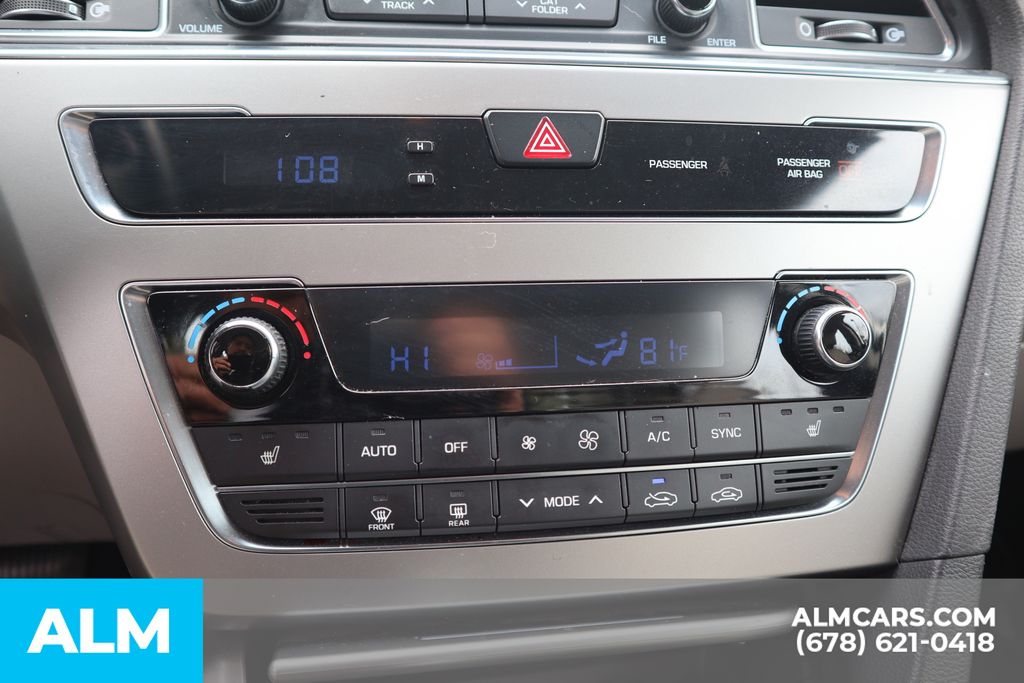 Used 2015 Gray Hyundai Limited image 31