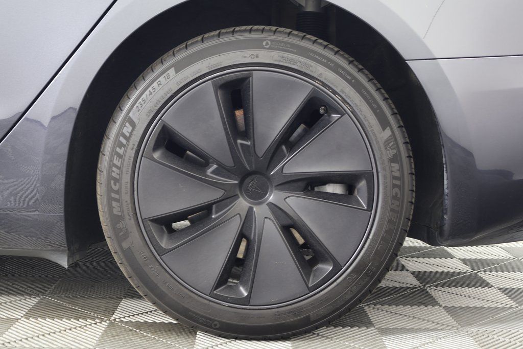 Thumbnail: 2024 Tesla Model 3 - 16