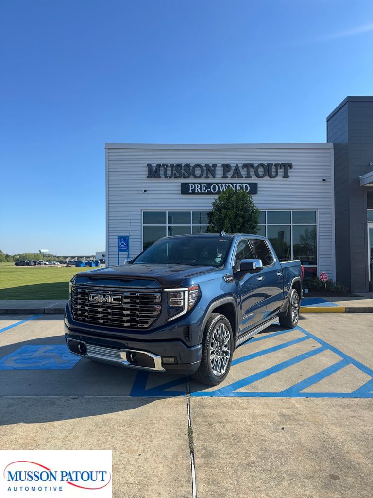 2023 GMC Sierra 1500 Denali Ultimate Crew Cab 4WD