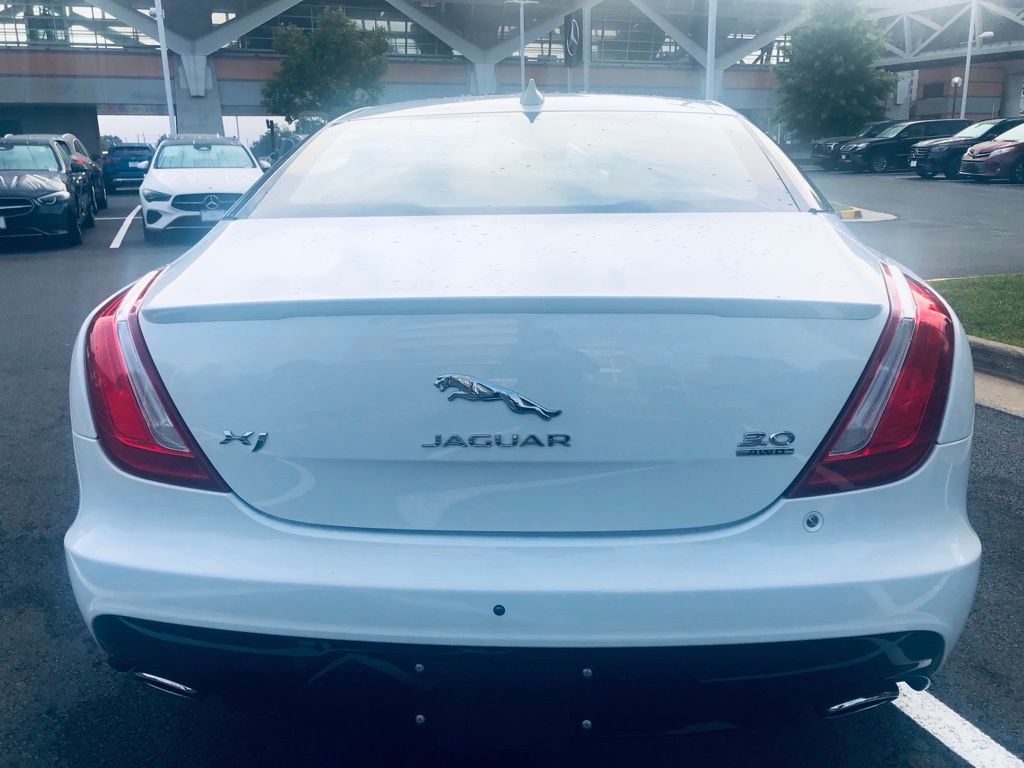 Thumbnail: 2019 Jaguar XJ - 5