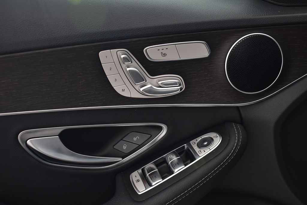 2019 Mercedes-Benz C-Class C 300 12