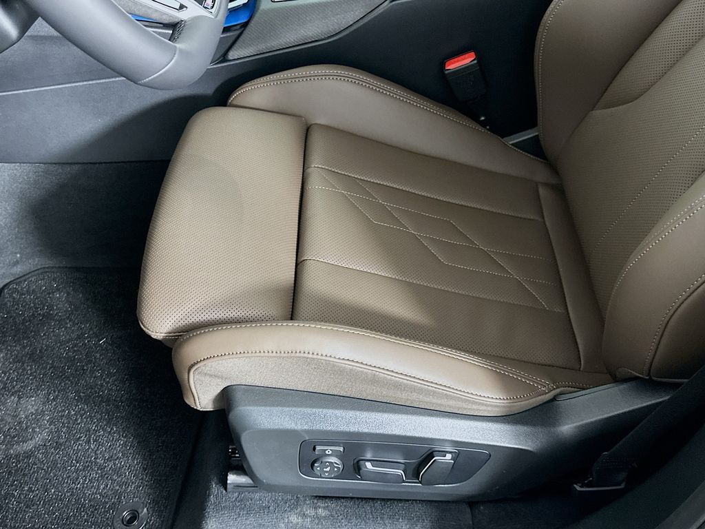 2025 BMW X3 3.0i 21