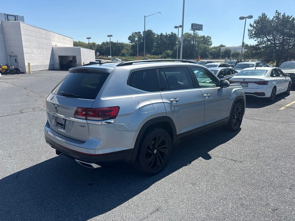2022 Volkswagen Atlas 3.6L V6 SE w/Technology Silver at Sutliff Volkswagen