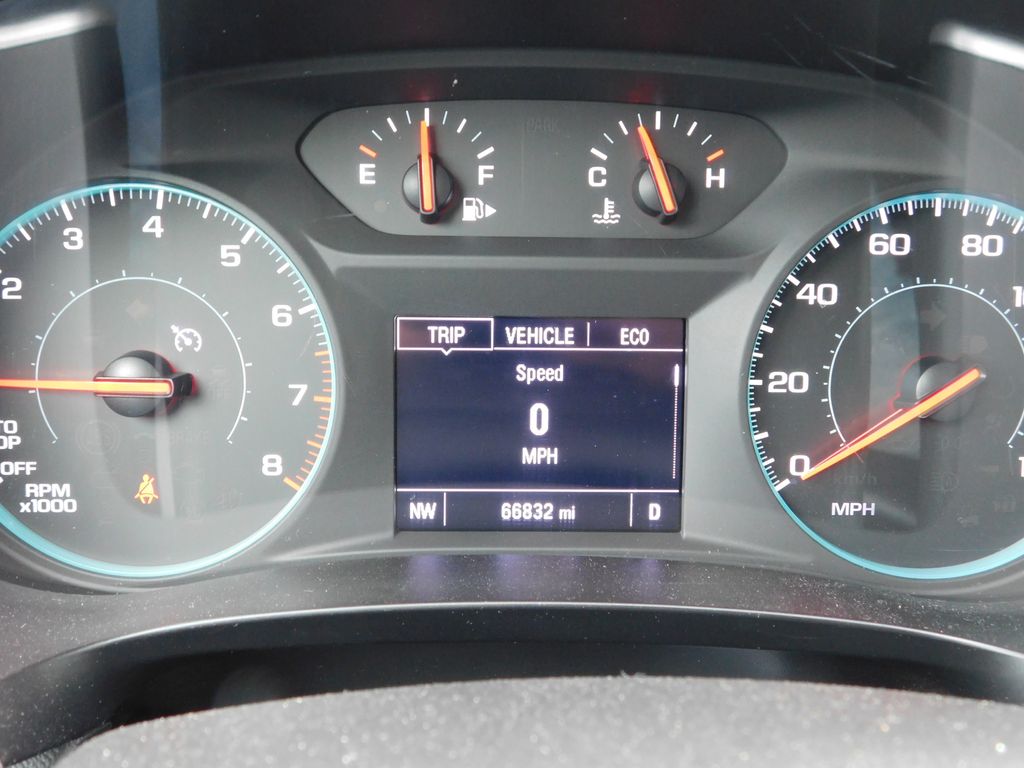 Thumbnail: 2023 Chevrolet Malibu - 6