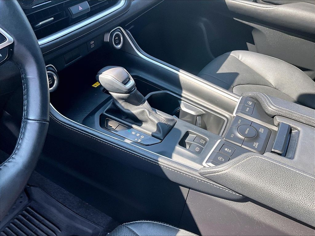 2024 Toyota Grand Highlander — photo 21