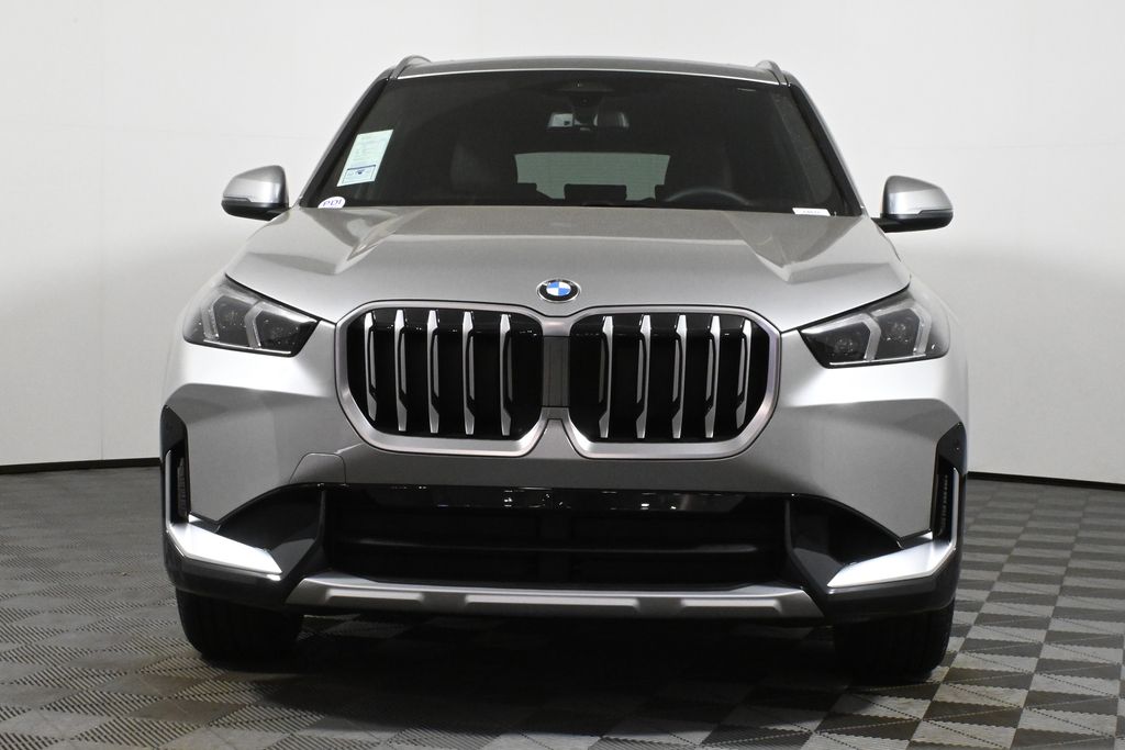 2025 BMW X1 xDrive28i 10