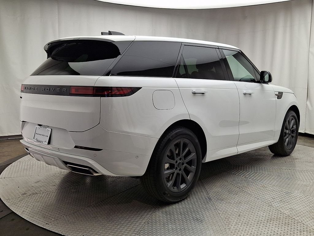 Thumbnail: 2026 Land Rover Range Rover Sport - 3