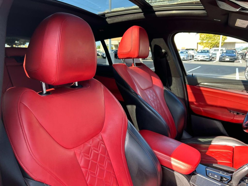 Thumbnail: 2020 BMW X4 - 22