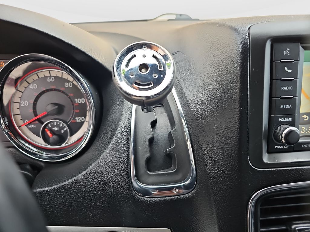 Used 2017 Dodge Grand Caravan Van