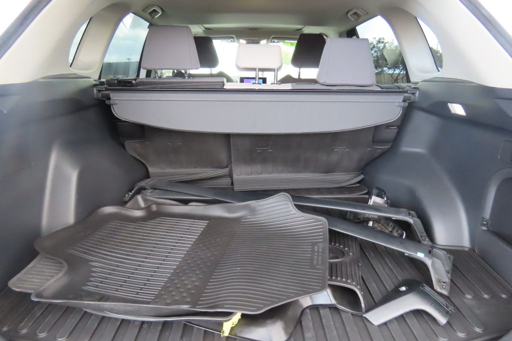 Thumbnail: 2024 Toyota RAV4 - 27