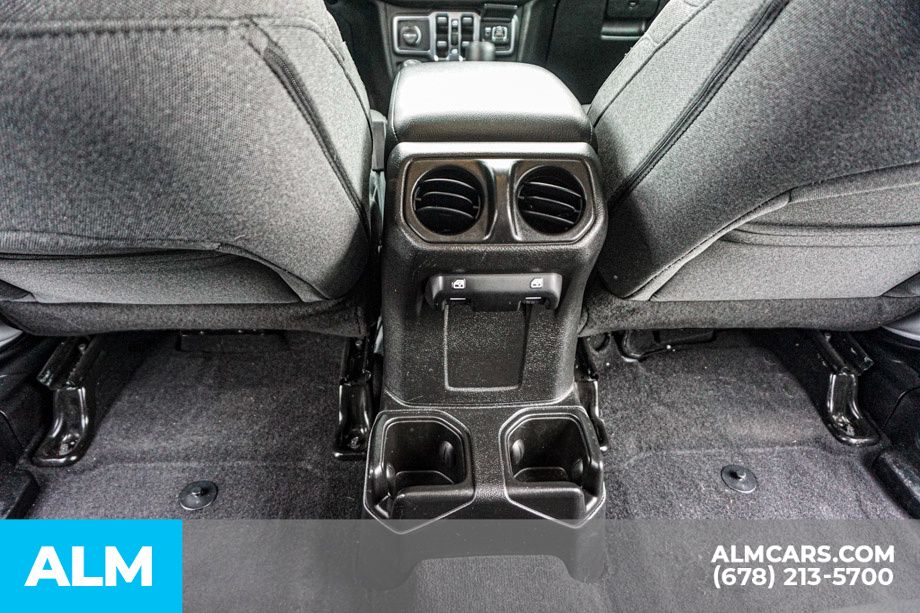 Used 2025 White Jeep Sport S image 32