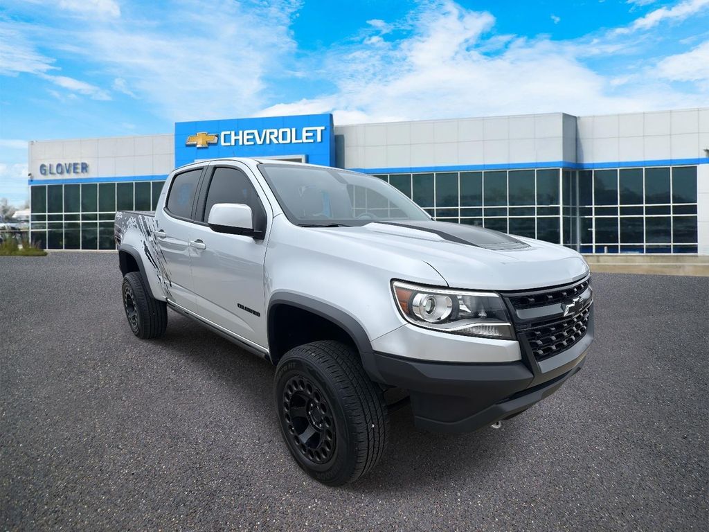 Silver Ice Metallic 2019 Chevrolet Colorado ZR2 Crew Cab 4WD Pickup Truck Four-Wheel Drive 8-Speed Automatic