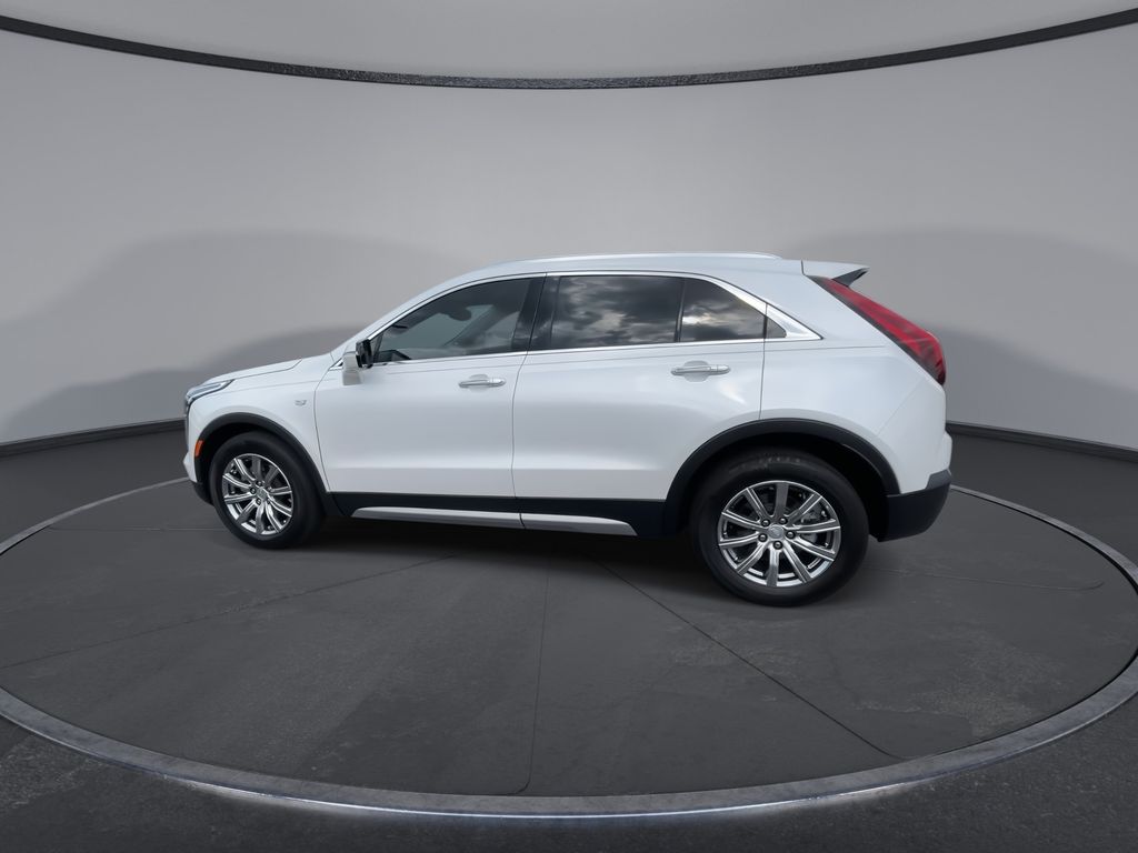 Thumbnail: 2022 Cadillac XT4 - 6