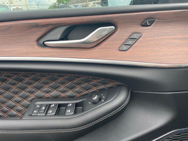 JeepGrand Cherokee L31