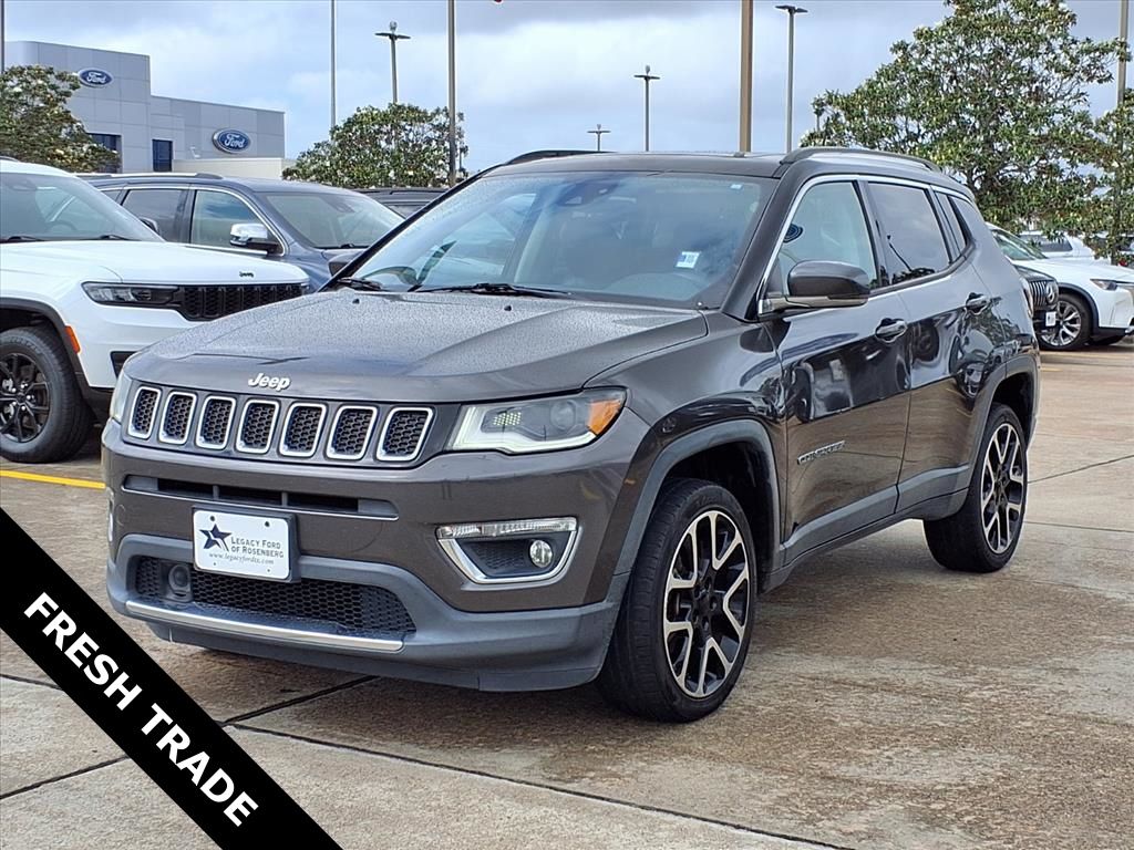 Gray (Granite Crystal Metallic Clearcoat) 2018 Jeep Compass Limited 4WD SUV / Crossover Four-Wheel Drive 9-Speed Automatic