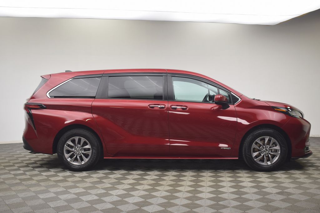 used 2021 Toyota Sienna car, priced at $35,500