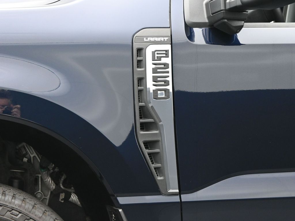2023 Ford F-250 Super Duty Lariat
